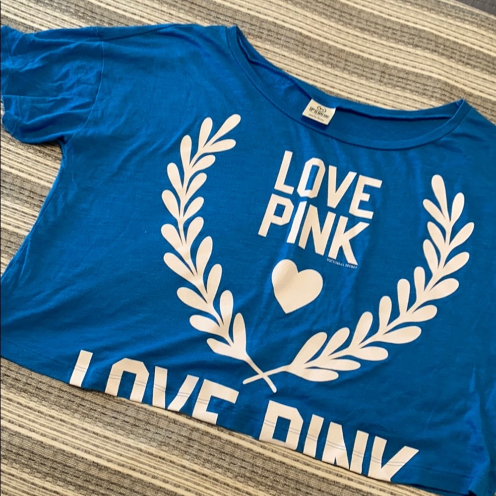🌸3/$15 Pink Crop Top Tee!